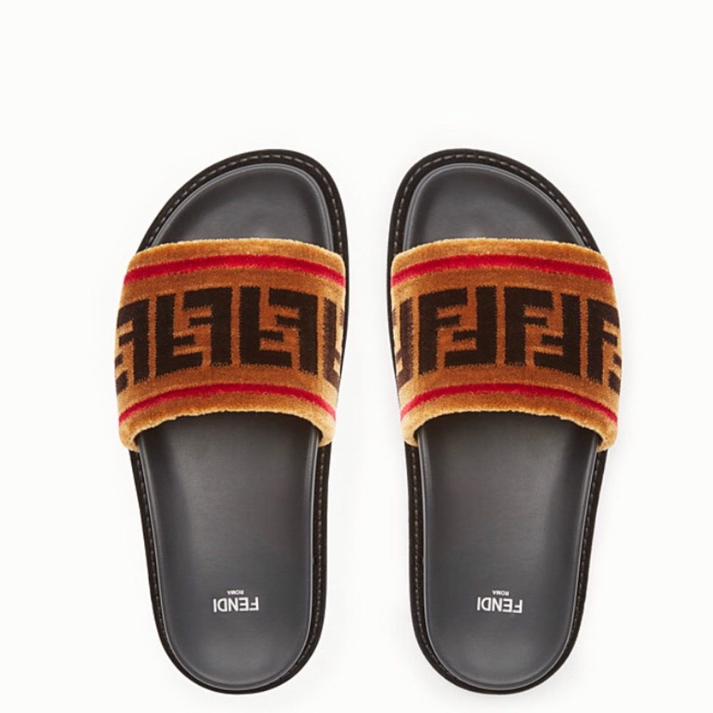 Fend pool slides